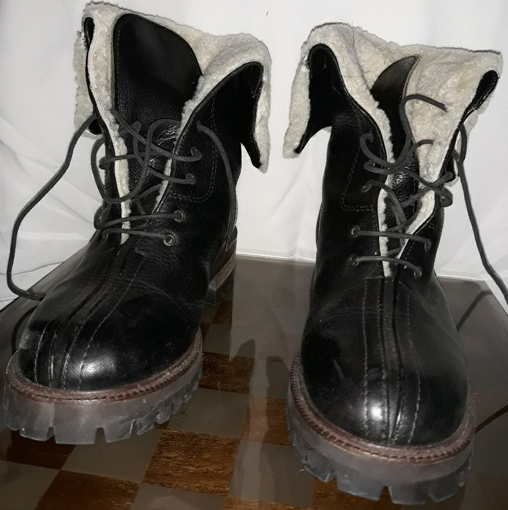 Laurel black shoes by Coach, Size 8.5